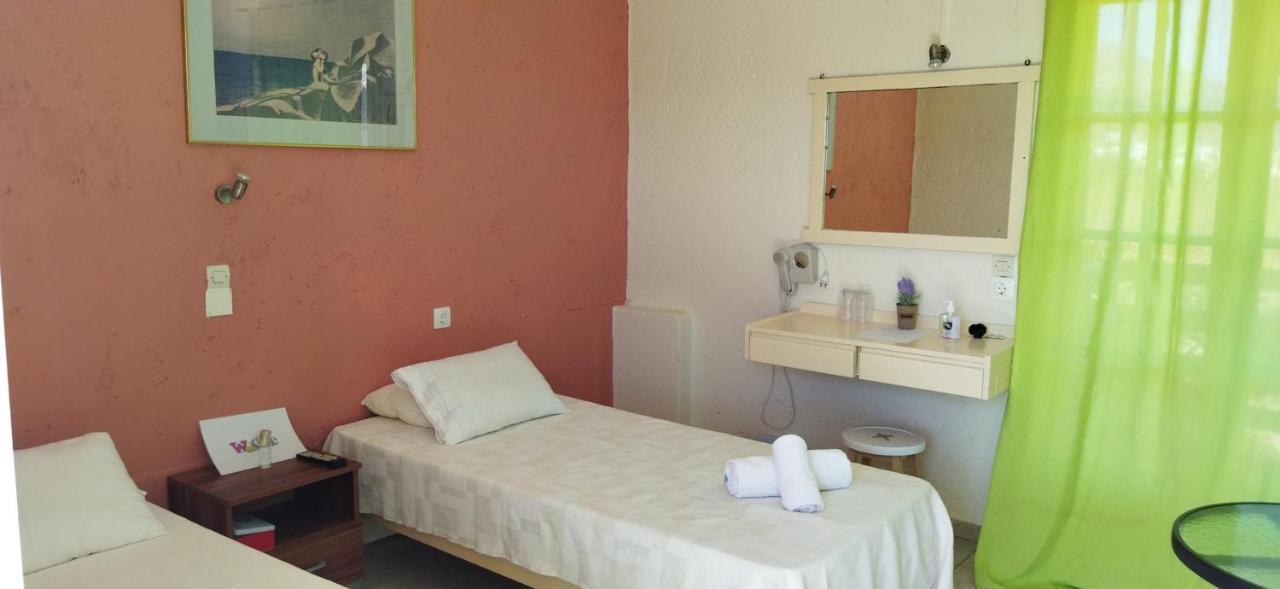Cleo Rooms 250M From The Beach Malia Dış mekan fotoğraf